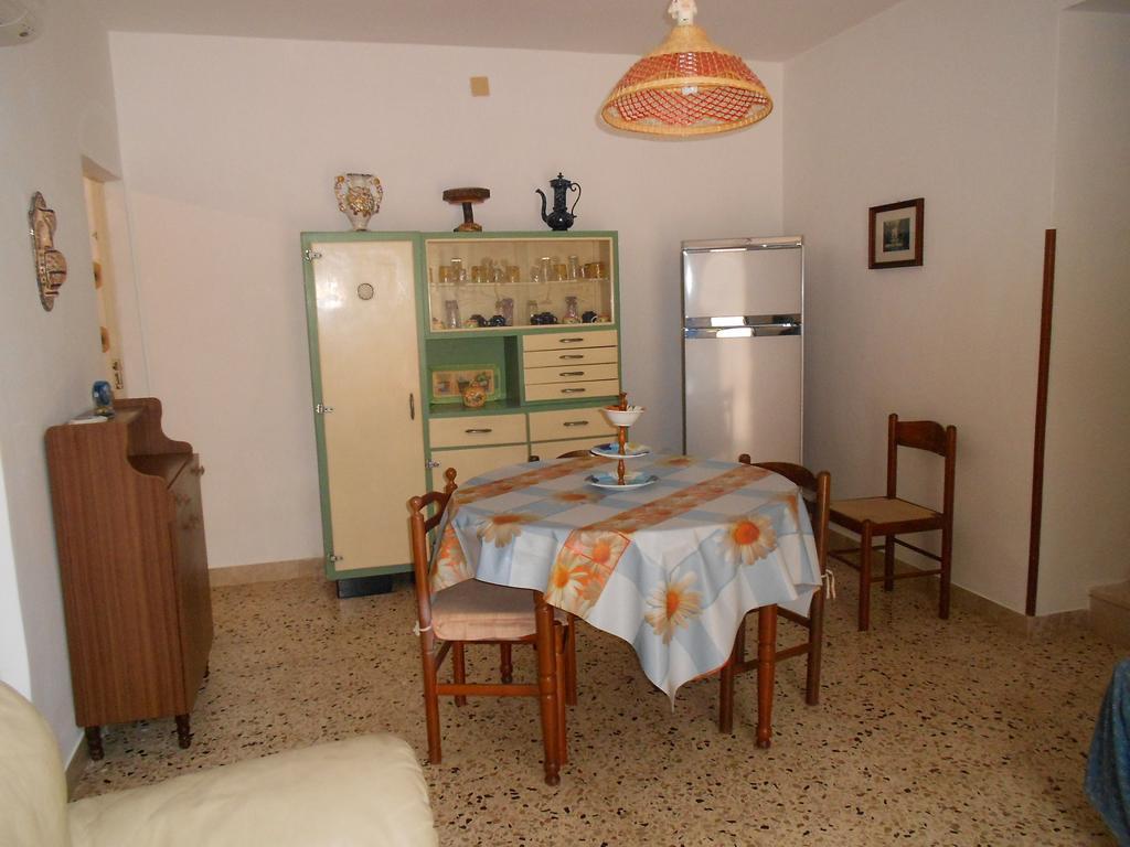 Casa Vacanze Scurati Villa Custonaci Ruang foto